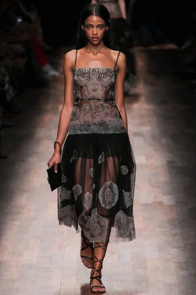Look 57